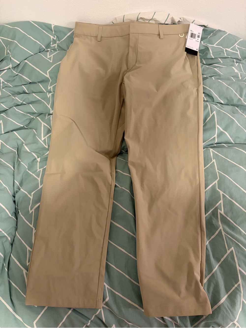 Nike Men's Straight Fit Khaki Pants nwt